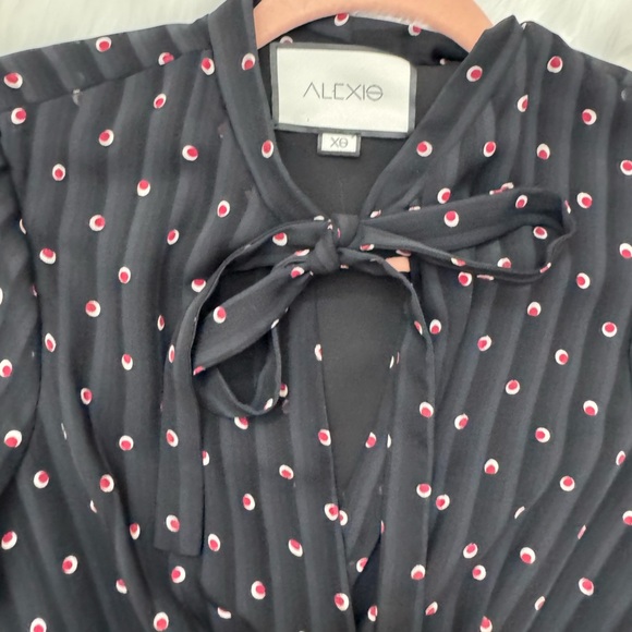 Alexis Dress XS Leila dress mini wrap dress nwot - Picture 3 of 3